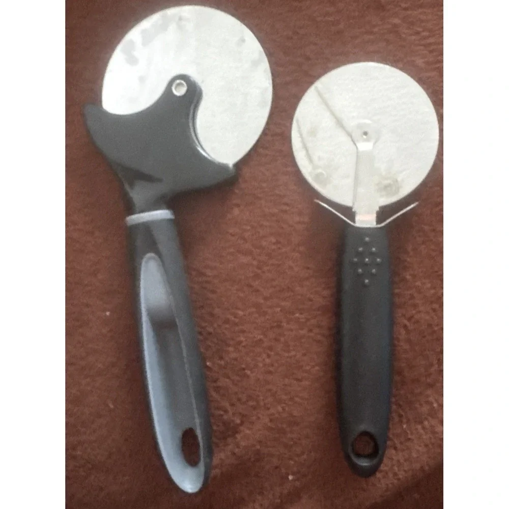 Mama Mia 9 Various Pizza Cutters Used 2 Stainless Steel 1 made in Italy Pot Luck